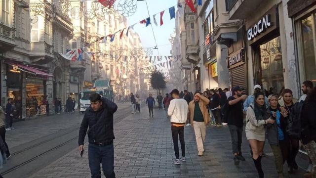 İstanbulun İstiqlal küçəsində partlayış: 6 nəfər vəfat edib
