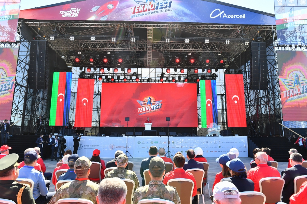 Prezident: “TEKNOFEST-Azərbaycan” Türkiyə-Azərbaycan birliyinin növbəti nümayişidir