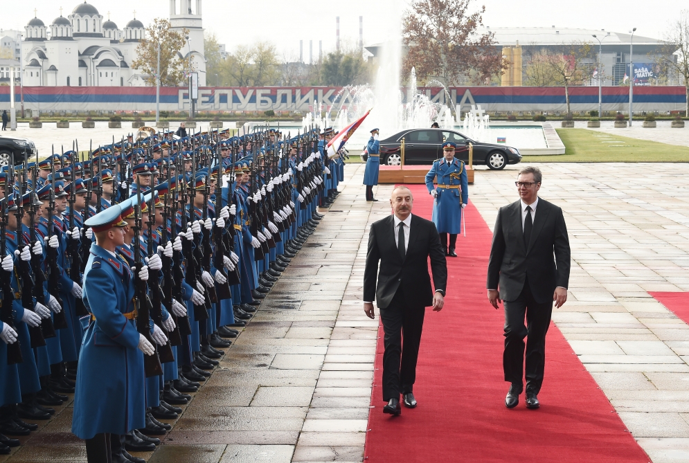 Prezident İlham Əliyev Serbiyaya rəsmi səfərə gedib - FOTO