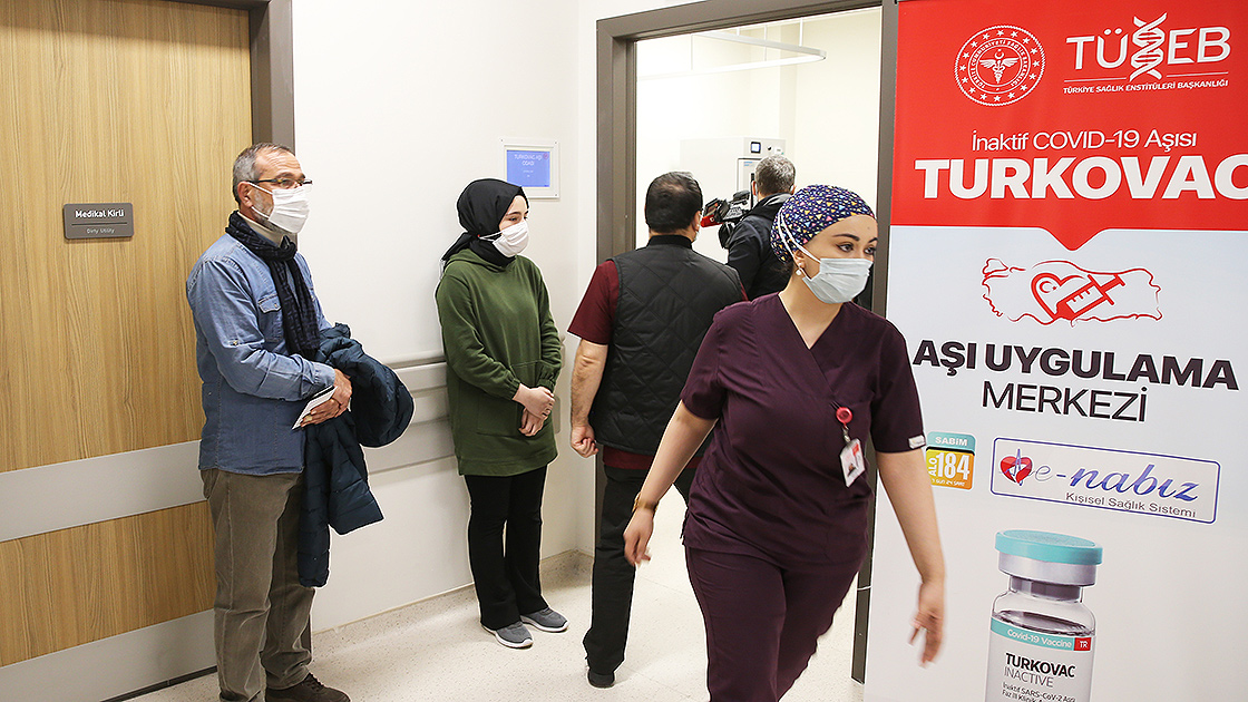 Türkiyə koronavirusa qarşı yerli peyvəndin istifadəsinə BAŞLAYIB