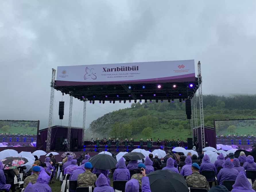 Şuşa şəhərində V “Xarıbülbül” Beynəlxalq Folklor Festivalı - VİDEO