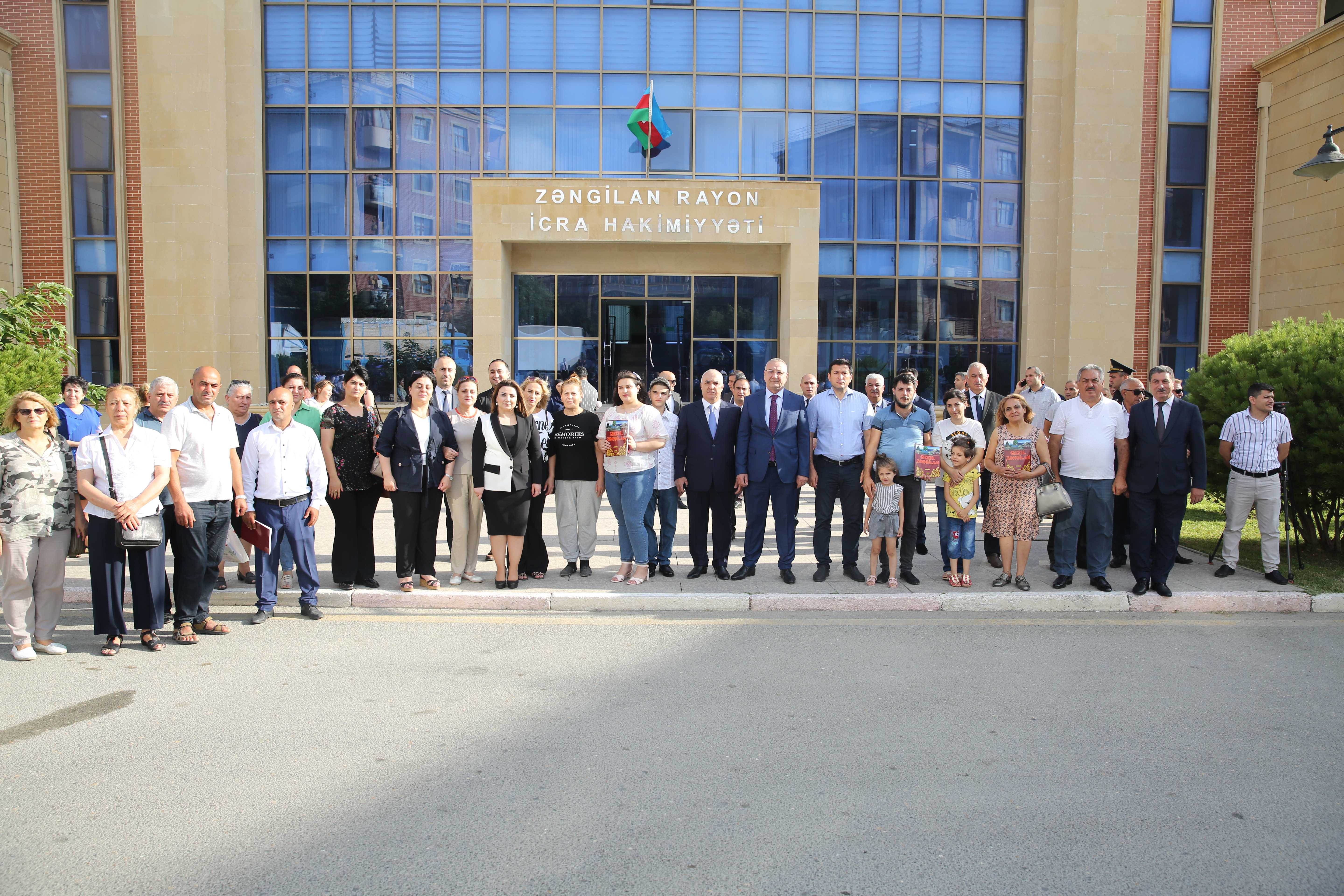 Doğma yurdlarına qayıdan məcburi köçkünlər daha üç il sosial müdafiə tədbirlərindən yararlanacaqlar